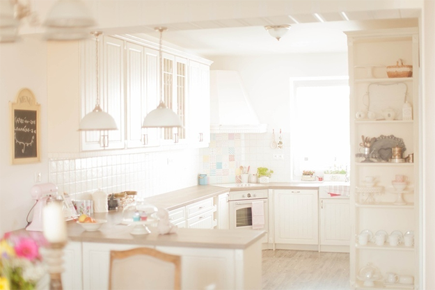 Cozinha romântica: o essencial é feito de detalhes