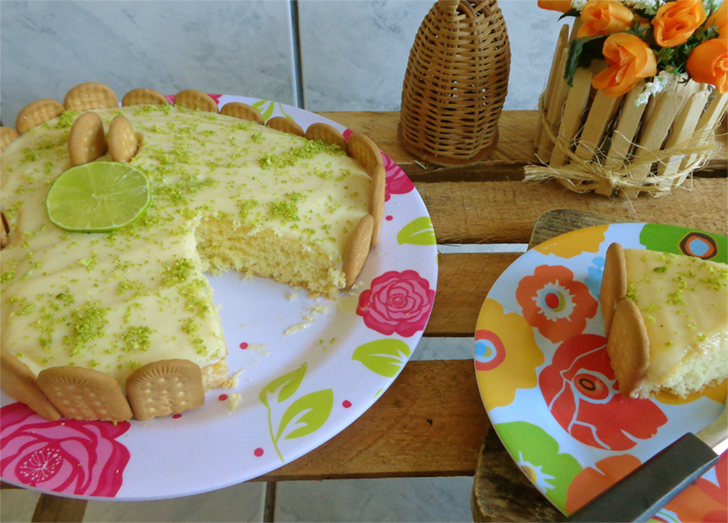 (receita) Bolo de limão com calda especial
