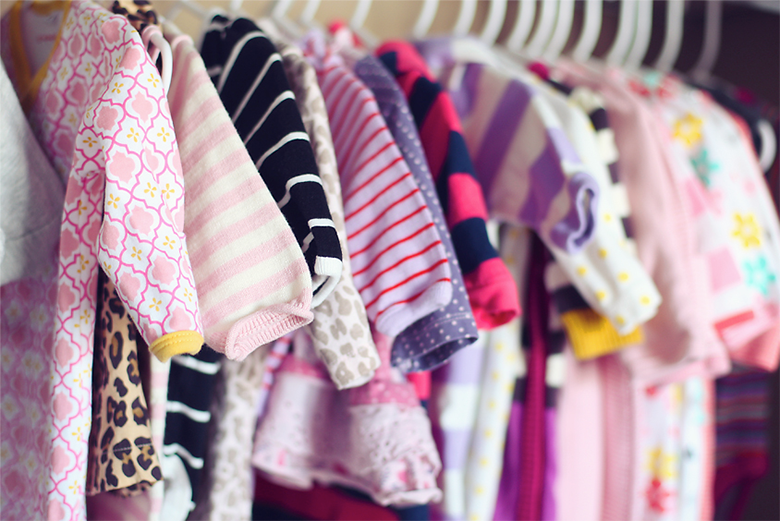 Como organizar as roupinhas do bebê