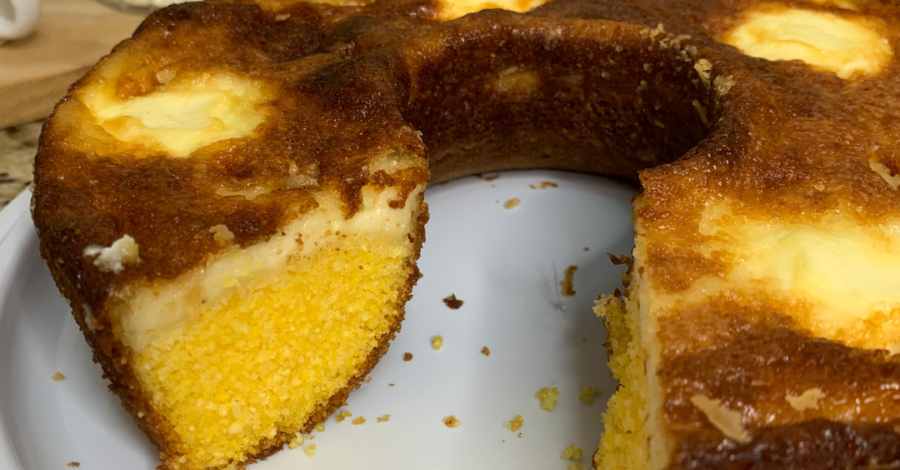 Bolo flocão de milho com requeijão